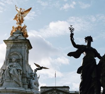 History of London – City Center Westminster Guided Walking Tour – Private Tour in Spanish