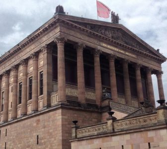 Neues Museum & Pergamon Museum + Berlin City Skip-the-Line Guided Combo Tour – Private Tour in Spanish