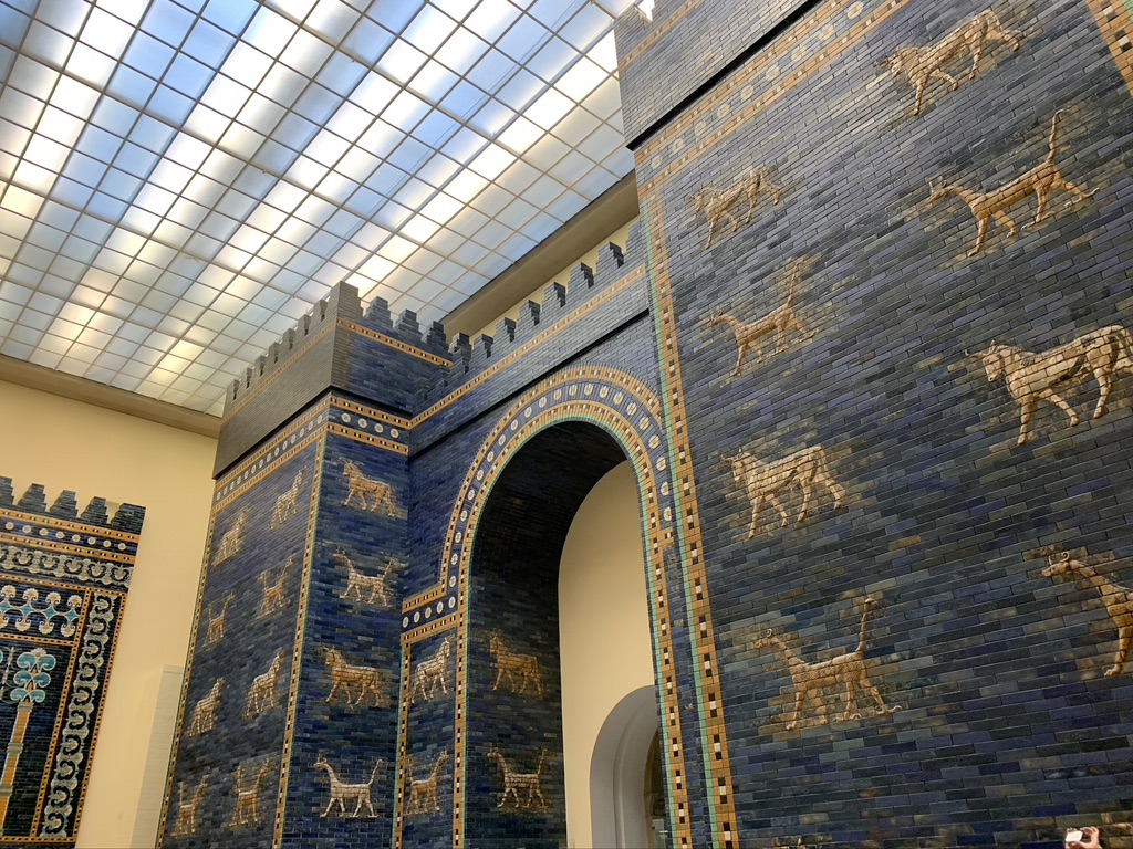 Berlin’s Neues Museum & Pergamon Museum Skip-the-Line Guided Tour – Private Tour in Spanish